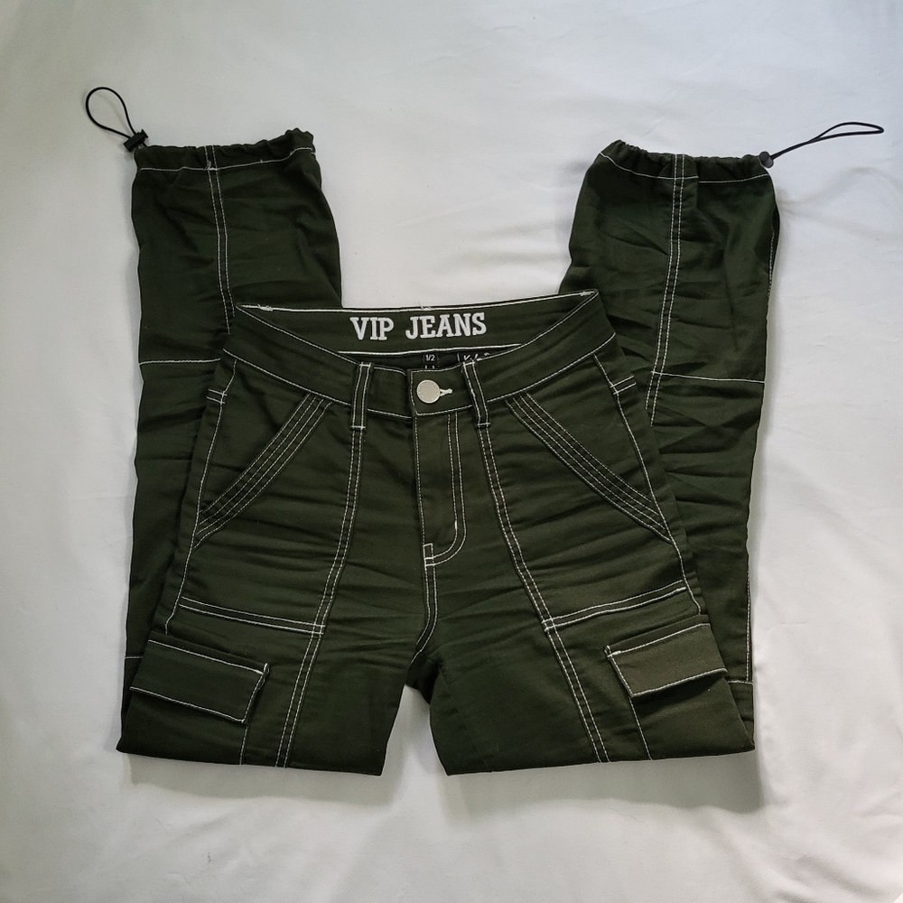 High Waisted Camo Green Cargo Pants White Stitch